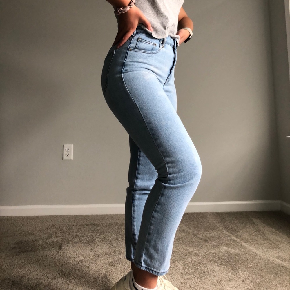 Vintage light wash boyfriend jeans